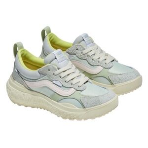 Vans UltraRange Neo VR3 Shoes
Women Size 8,5 US